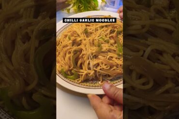 Best Ever CHILLI GARLIC NOODLES 🍜 | Street Style CHOWMIN Recipe 💖