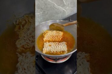 Viral chilli garlic maggi🔥#like #share #subscribe #food #maggi #recipe #trending #viralvideo