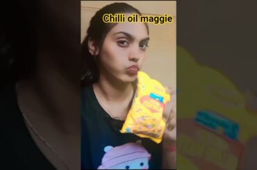 5 Minutes Chilli Oil Maggie 😘 🤤/yummy 😋#recipe #food #trending shorts #cooking #maggi #oil