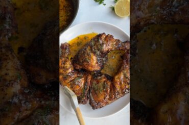 LEMON PEPPER BUTTER CHICKEN LEGS. Recipe. #cooking #shorts #recipes #chicken