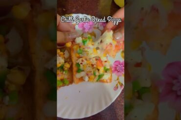 Chilli Garlic Bread Pizza🍕#shorts #youtubeshorts #trending #viral #food #pizza #breadpizza