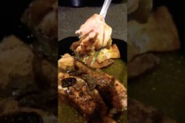 Pan Seared Salmon with Chili Verde Honey Sauce and Super Crispy Salmon Skin #salmon #honey #chili