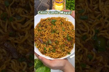 Chilli Garlic Maggi - Garlic  Maggi with Saucy flavours #chilligarluc #masala #maggi #garlicmaggi