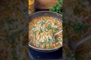 #shorts Chilli Garlic Maggie || Quick n Easy Recipe #maggi #yummy #easyrecipe #trending #reels