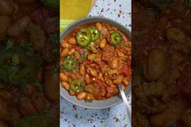 The Set-It-and-Forget-It Crockpot Chili Everyone Loves