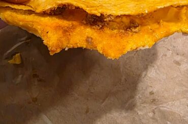 More like 1/3 of 1/2 Crunchwrap