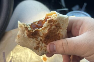 Mini Crunchwrap slider. This is bomb but no way is it worth $2.99