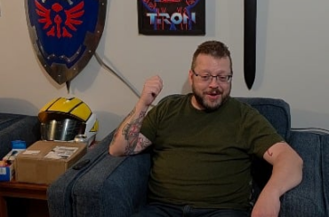 Back at it with an unboxing from Spicy Riffs