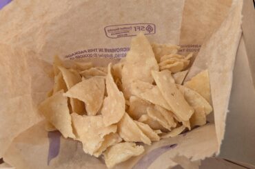 My chips are always like this. Should I report to the store?