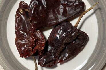 I saved the seeds. This is a rare chile from Oaxaca called Chilhuacles.