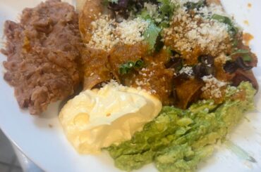 Tacos dorados con papas y pollo