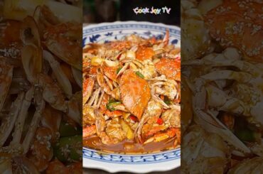Spicy Chili Crab | Bold & Flavor-Packed Seafood Recipe #shorts #amthuc #cookjoy #cooking #cook