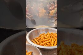 1000 लोगों के लिए Village Style Chilli Potato Making 🍟 Indian Village Cooking Challenge #viral #ai