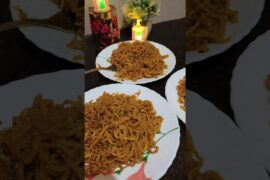 Desi Chili Garlic Maggi 🍜🔥 | Street Style Recipe #trending #maggi #chilligarlicmaggi #viral #recipe
