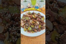हॉटेलसारखी सोयाबीन चिल्ली बनवा घरी | Crispy Soya Chilli Recipe 🥢|  #soyachilli