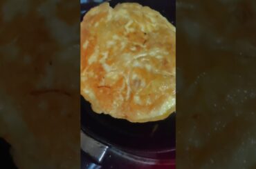 ডিম ভাজির রেসিপি 🍳🍳Fried egg recipe #shortsviral #subscribe #shorts #short #shortsfeed #shortsvideo