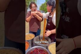 Perfectly Balanced: Spicy-Free Peanut Chili Sauce