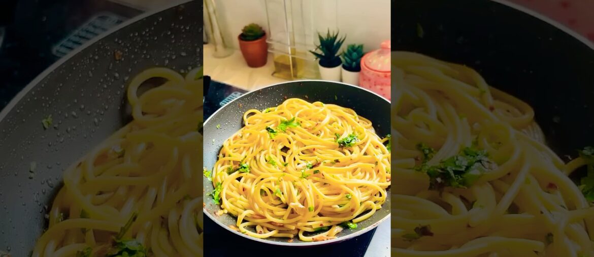 Absolutely Delicious 🤤| Restaurant Style Chilli Oil Pasta 🔥🍝
