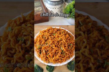 Chilli Garlic Maggi Recipe 🥵 #shorts #maggi #viral #recipe #chilli #snacks #shortsfeed