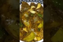 Nimbu mirchi our lasoon ka achar |lemon chilli garlic pickle#viral #recipe#shrots#lemonpickle#achar