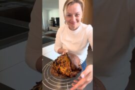 Crispy Chili-Jalapeño-Cheddar Brot