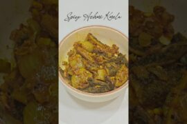 🌶️ Spicy Achari Karela with Raw Mango | Tangy & Flavorful Karela Recipe 🥭 #youtubeshorts #foodie