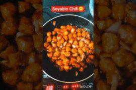 Soyabin Chili recipe 🥰#tranding #viral #cooking #recipe #shorts #youtubeshorts #minivlog