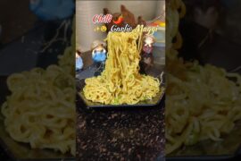 Spicy Chilli Garlic Maggi 🌶️🧄 | 5 मिनट में टेस्टी मैगी #shorts #youtubeshorts