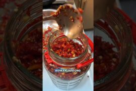 Sambal Ini Bisa ‘Meledak’ Saat Dibuka #otakkotak #faktaunik #shorts