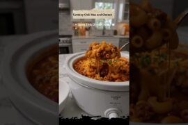 Cowboy Chili Mac and Cheese