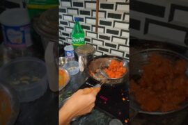 mini vlog|| aaj ghar me bna special chilli pratha 🤤#salmavlog07#minivlog #chili #shortvideo#ytshorts