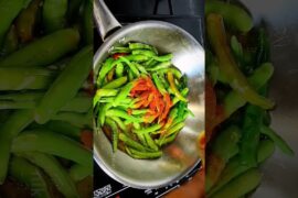 Tasty chapati hari mirch fry recipe😋#shorts #trending #viral#cooking#recipe #viralvideo#food#foodie