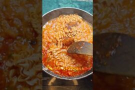 Spicy Chilli Onion Garlic Maggie Recipe 😋#asmr #food #trending #shorts #recipe #ytshorts
