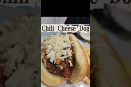 Chili cheese dogs #chili #chilicheesedogs #chilicheesefries #whitekidneybean #fundinnerideas