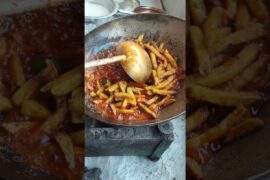 Honey Chilli Potato Street Style making recipes #viralfood #food #ytshorts #dhamal4 #foodie