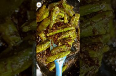 Esi Mirch Fry Aaj Tak Nahi Khayi Hogi | Mirch Fry Recipe #shorts #youtubeshorts #recipe #mirchfry