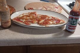 Cheap pizza, good sauces