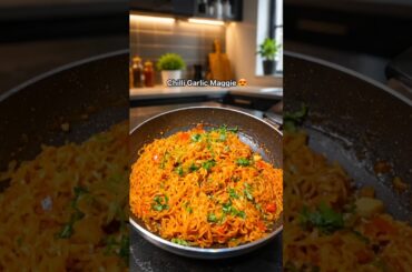 Spicy Chilli Garlic Maggie 🌶️🍜 | Easy & Tasty Recipe #Shorts