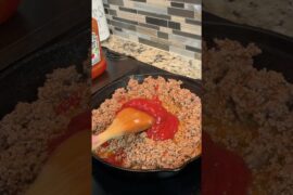 🇺🇸 Quick & Easy Hot Dog Chili – Perfect for your Fourth of July Cookout! 🌭❤️
