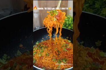 Chilli Garlic Maggi🌶️🧄|Easiest Spicy Maggi you'll Ever Make🔥 #shorts #maggi #shortsfeed #viralvideo