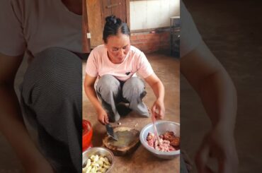Natural red chili vegetable stir-fry