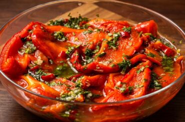 I've NEVER had such a DELICIOUS pepper appetizer! What a SIMPLE and explosive recipe!