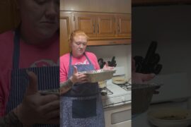 DELICIOUS Homemade Chili for Chili Dogs Recipes