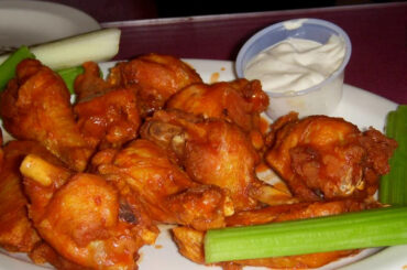 Love spicy food? Research shows it could reduce your risk of death by 25%.