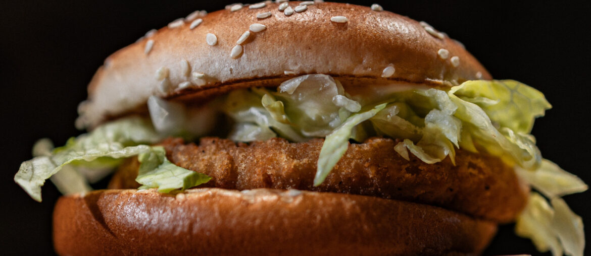 Transform McDonald's Spicy McCrispy Chicken Sandwich With These Employee-Approved Additions