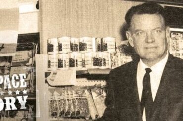David Earl Pace and his then wife Margaret Bosshardt Pace Willson worked out of the back of a liquor store they were renting when they came up with Pace Picante Sauce in 1947 in San Antonio.  Divorced in 1976.
