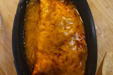 This most likely will be a polarizing post BUT I can take it. Enchirito - I order all kinda ways depending on the day (until they take it away..meh); occasionally w/ lettuce, pico, sour cream etc. Is it just me who ...