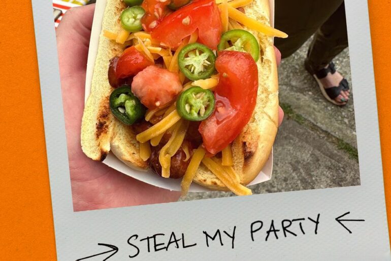 How to Host a Hot-Dog Party With Dan Pelosi