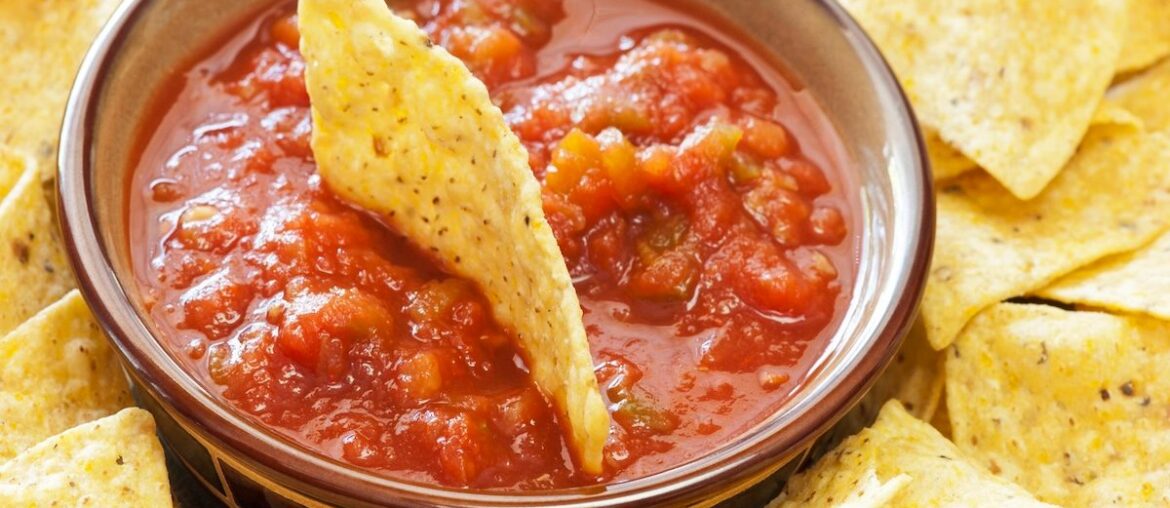 5 Best Jarred Salsa Brands, According to Chefs