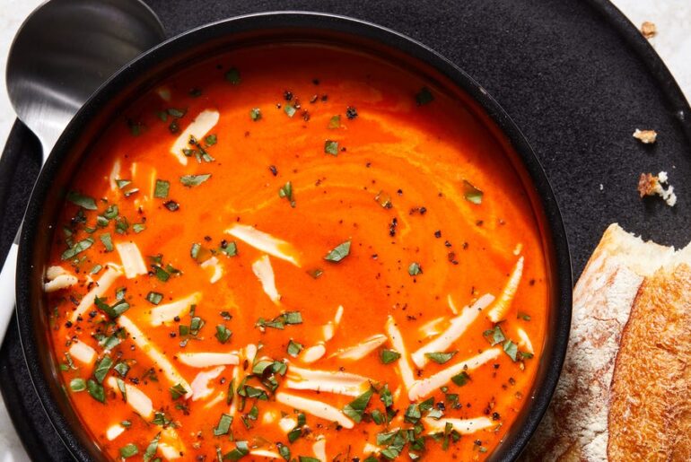 Best Roasted Red Pepper Soup Recipe